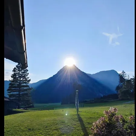 Haus Adler 컨트리하우스 *